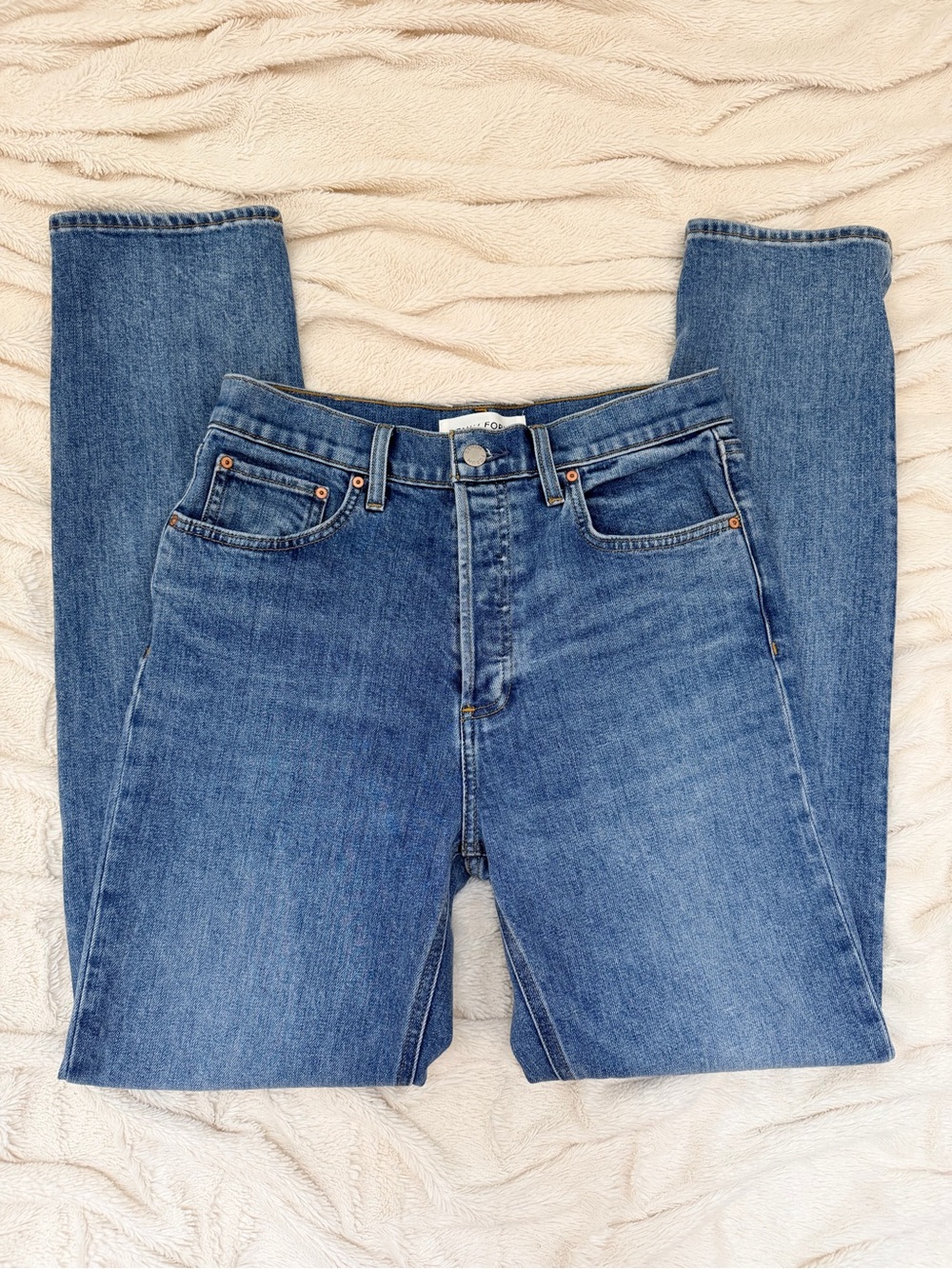 Denim Forum Aritzia The ‘90s Hi-Rise Drainpipe slim jeans medium wash Sz 28